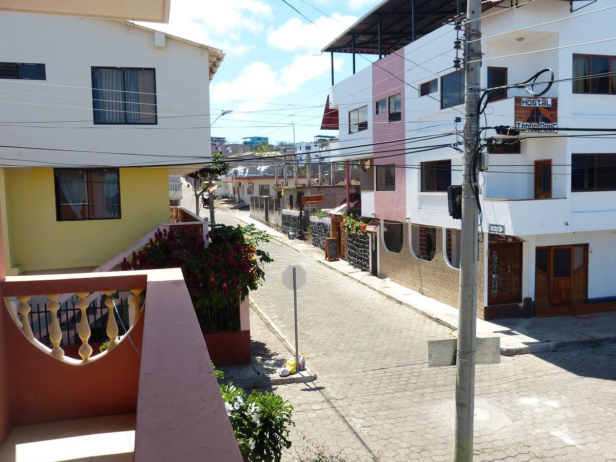 Hostal Terito Puerto Baquerizo Moreno Ngoại thất bức ảnh
